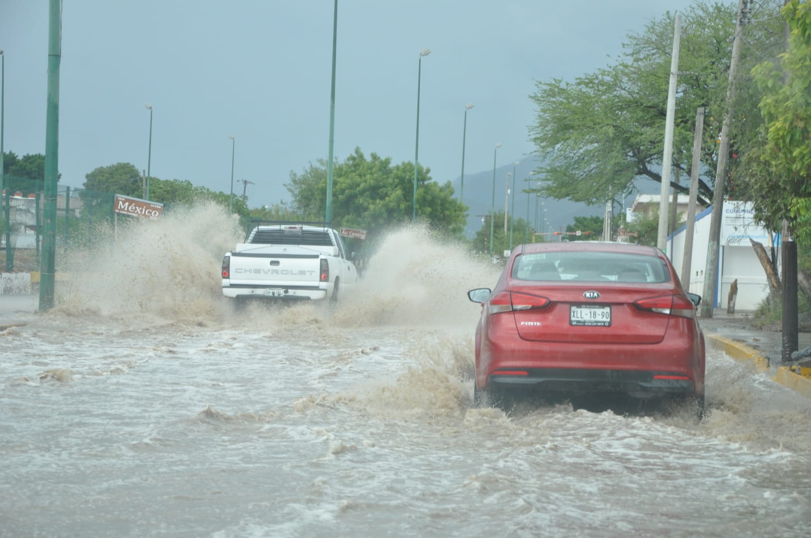 EMITEN ALERTA EN TAMAULIPAS POR TRAYECTORIA DEL HURACÁN “RAFAEL”