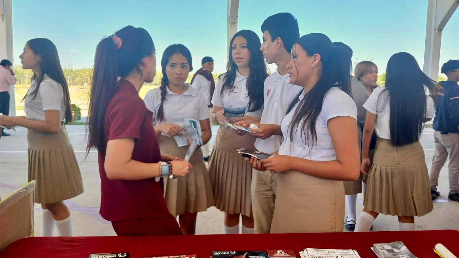 GOBIERNO MUNICIPAL REFUERZA ACCIONES PERMANENTES CONTRA EL BULLYING Y CONDUCTAS DE RIESGO EN JÓVENES