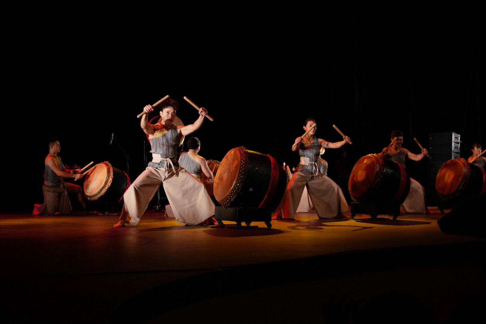 OVACIONA NUEVO LAREDO AL GRUPO HANDS PERCUSSION OF MALAYSIA EN EL FESTIVAL INTERNACIONAL EN LA COSTA DEL SENO MEXICANO