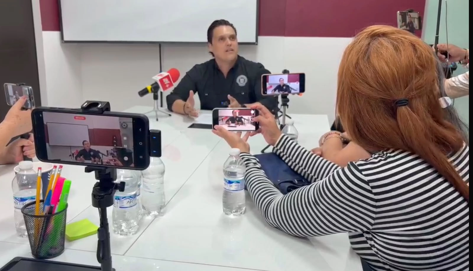 CDV ES UN MITÓMANO, CORRUPTO Y COBARDE PRÓFUGO DE LA JUSTICIA: HPH