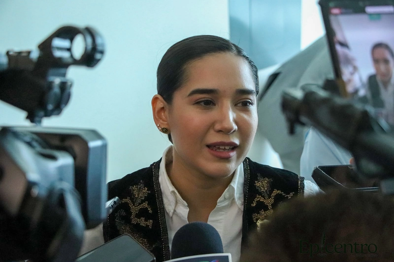 Katalyna Méndez llama a evitar «fuego amigo» ante señalamientos y desinformación