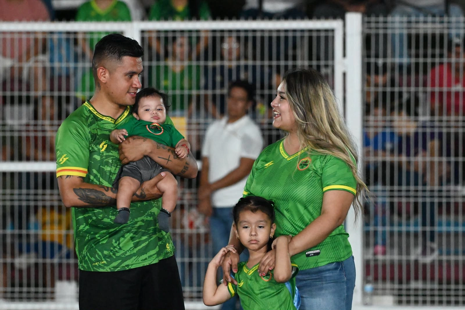 Premian Lucy y Lalo Gattás a campeones de Súper Liga de Fútbol Victoria 2026.​​Cd. Victoria, 14 de octubre de 2026.- En un marco de fiesta, convivencia familiar y alta competencia deportiva, llegó a su conclusión la primera edición de la Super Liga de Fútbol Victoria 2026, torneo en el que el equipo Las Marías se proclamó campeón tras superar en vibrante encuentro de final al Deportivo Mota.