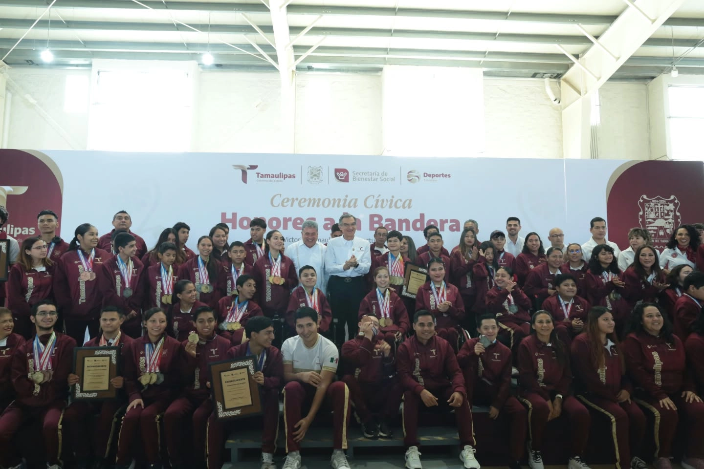 Reconoce Américo a medallistas paralímpicos y anuncia aumento de apoyos a deportistas y entrenadores